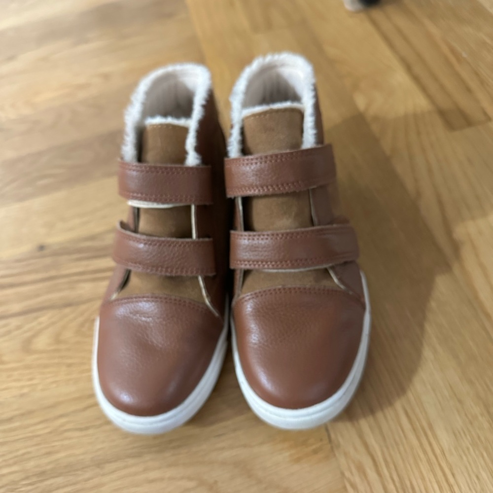 Boys UGG Rennon shoes - 13
